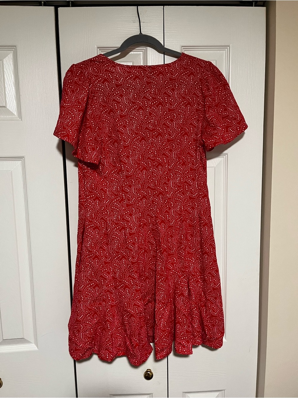 Universal Thread Red Printed Button-Front V-Neck Mini Dress - Picture 4 of 5